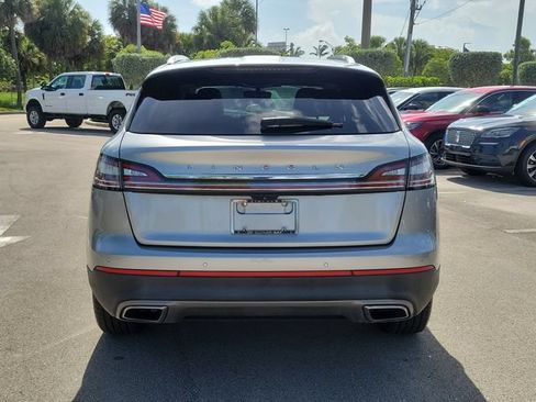 Used 2021 Lincoln Nautilus Reserve w/ Equipment Group 201A FWD image 5