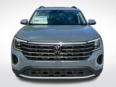 New 2026 Volkswagen Atlas SE FWD image 2