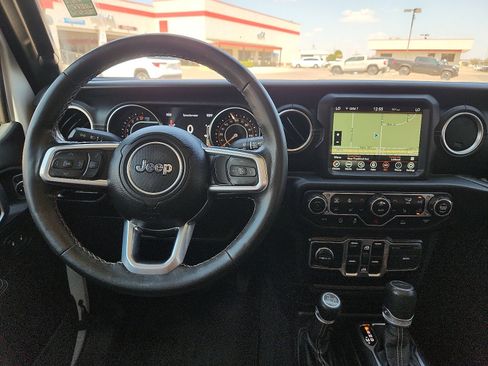 Used 2021 Jeep Gladiator Overland w/ Popular Equipment Package AWD/4WD image 13