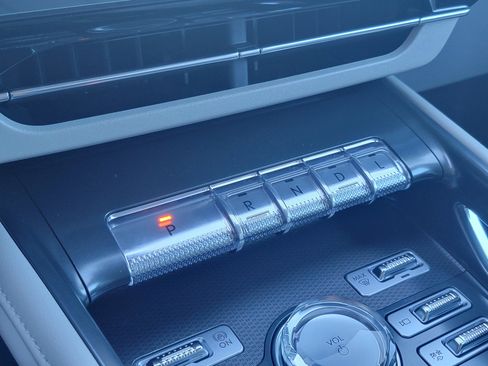 New 2026 Lincoln Nautilus Premier image 20