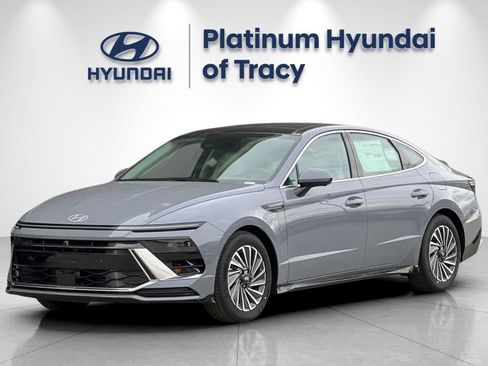 New 2026 Hyundai Sonata Limited FWD image 8