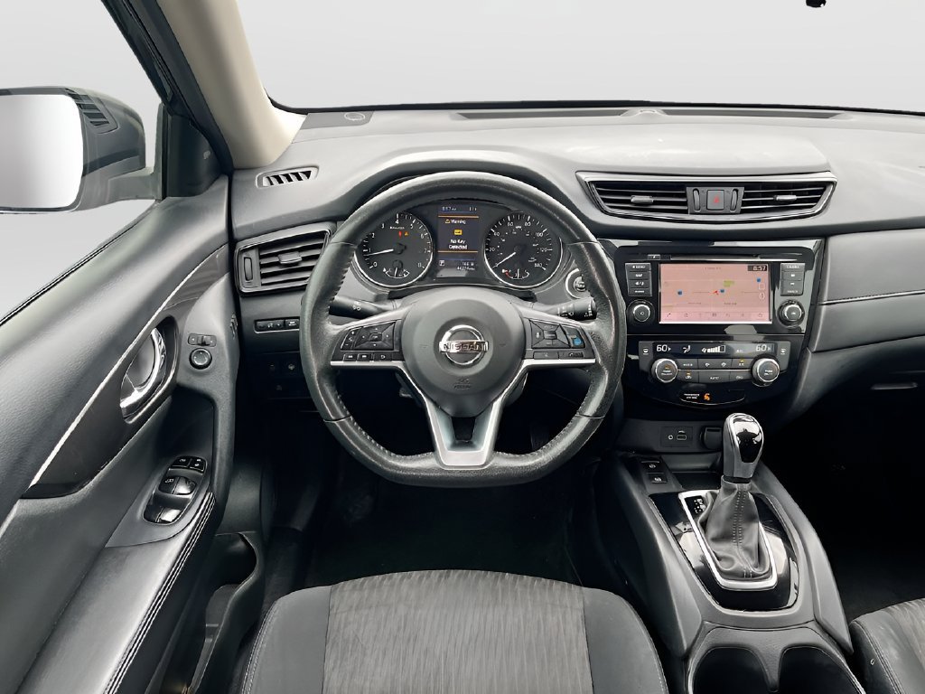 Used 2019 Nissan Rogue SV w/ Premium Package FWD image 22