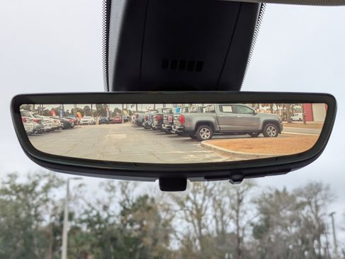 Certified 2024 Buick Enclave Avenir w/ Avenir Technology Package image 33