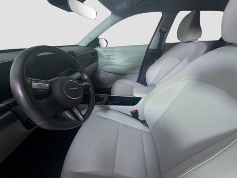 Used 2025 Hyundai Kona SEL FWD image 13