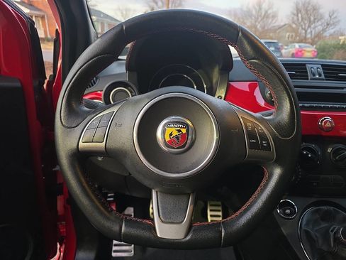 Used 2015 FIAT 500 Abarth image 23