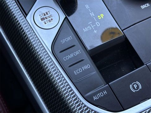 Used 2022 BMW M340i w/ Driving Assistance Package image 18