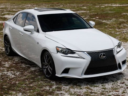 Used 2015 Lexus IS 250 w/ F-Sport Package RWD image 15