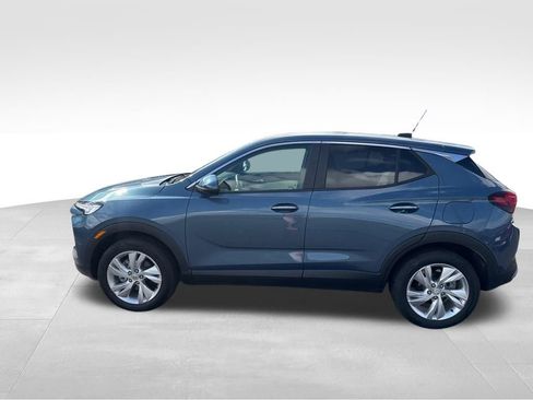 Used 2025 Buick Encore GX Preferred w/ Advanced Technology Package image 2