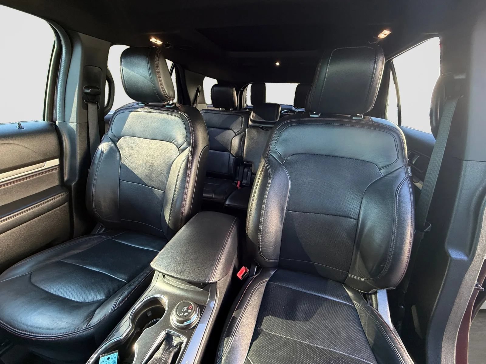 Used 2018 Ford Explorer Sport w/ Equipment Group 401A AWD/4WD image 13