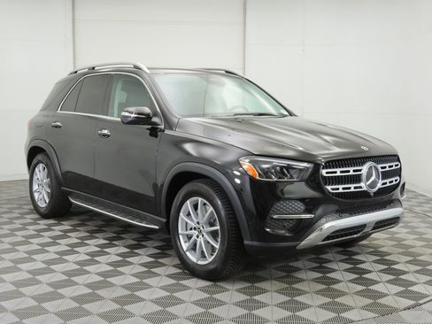 New 2025 Mercedes-Benz GLE 450 4MATIC image 3