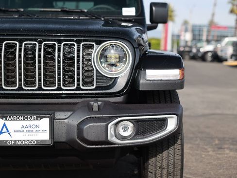 New 2026 Jeep Wrangler Sahara image 5