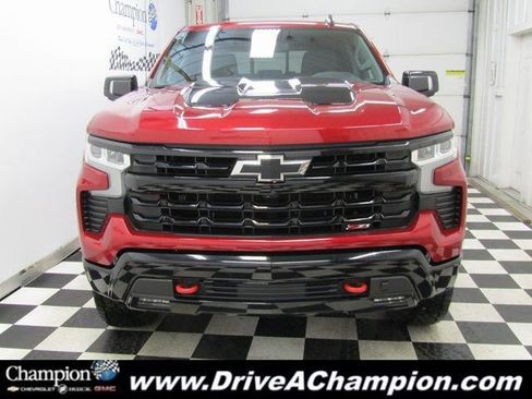 Used 2022 Chevrolet Silverado 1500 LT Trail Boss w/ LT Trail Boss Premium Package image 2