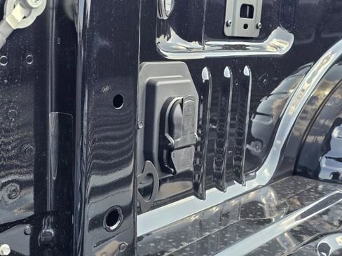 New 2025 Ford F250 XLT image 12