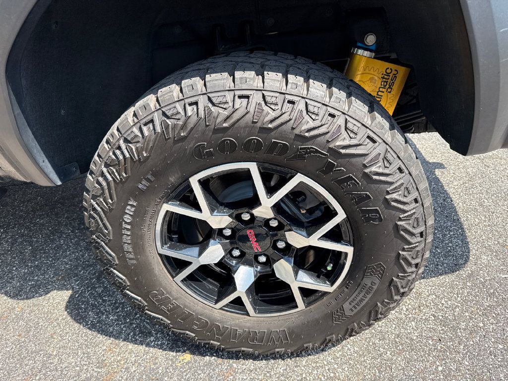 Used 2024 GMC Canyon AT4X AWD/4WD image 18
