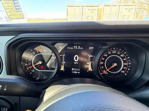 Used 2024 Jeep Gladiator Sport image 27