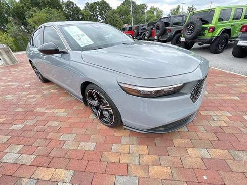 Used 2024 Honda Accord Sport image 38