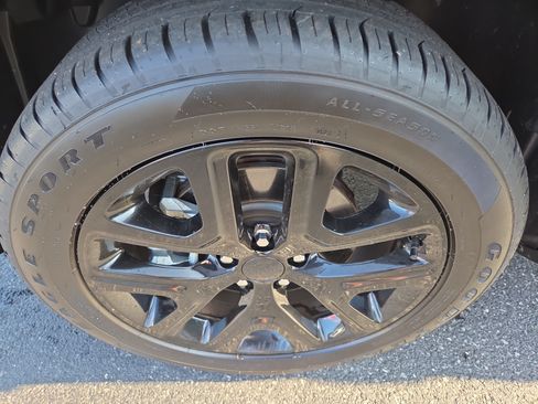Certified 2023 Jeep Renegade Altitude AWD/4WD image 13