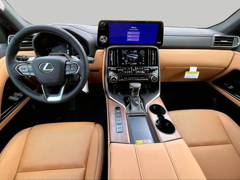 New 2026 Lexus LX 600 4WD w/ Premium Package image 8