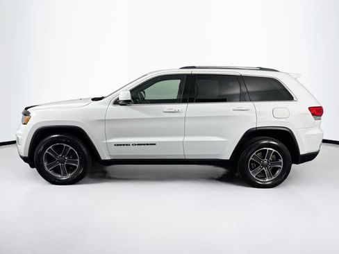 Used 2018 Jeep Grand Cherokee Laredo AWD/4WD image 7