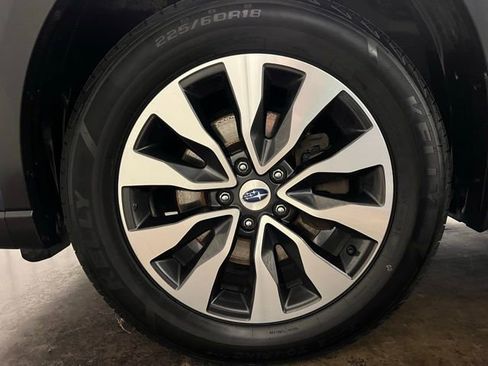 Used 2023 Subaru Outback Touring XT w/ Popular Package #2 image 10