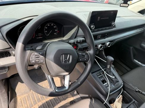 Used 2023 Honda CR-V EX image 6