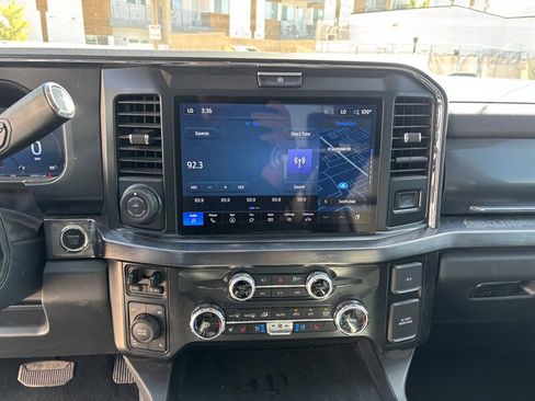 Used 2025 Ford F350 Lariat w/ Lariat Ultimate Package AWD/4WD image 15