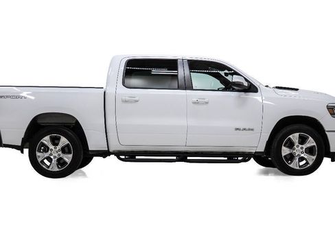 Used 2023 RAM 1500 Laramie AWD/4WD image 5
