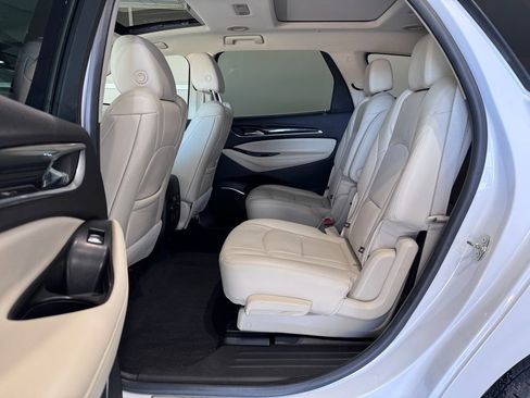 Certified 2023 Buick Enclave Essence w/ Experience Buick Package AWD/4WD image 9