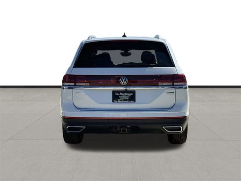 New 2026 Volkswagen Atlas SEL image 6