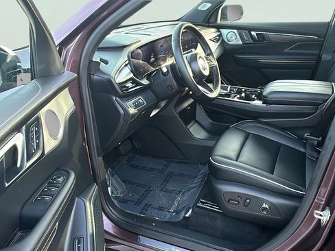 Used 2025 Buick Enclave Avenir w/ Trailering Package, 5000 lbs. image 12