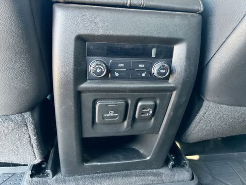 Used 2020 Chevrolet Traverse Premier w/ LPO, Floor Liner Package image 22