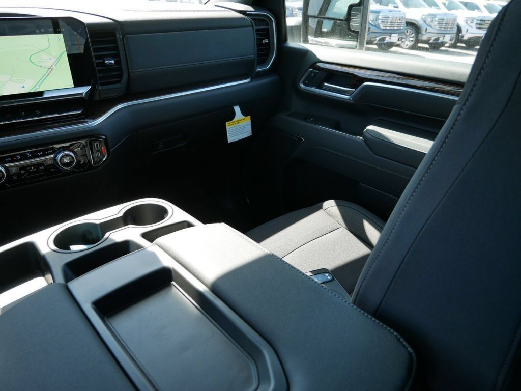 New 2026 GMC Sierra 2500 SLE w/ SLE Value Package; AWD/4WD image 13