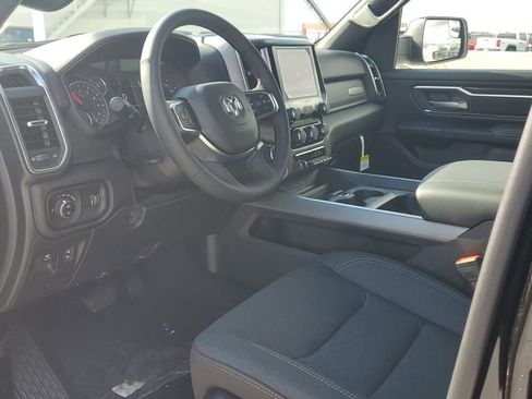 New 2026 RAM 1500 4x4 Crew Cab image 19