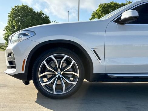 Used 2021 BMW X4 xDrive30i w/ Premium Package AWD/4WD image 5