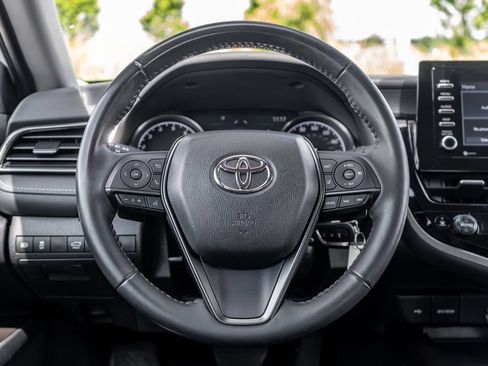 Used 2022 Toyota Camry SE AWD/4WD image 14