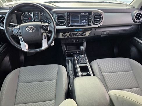 Used 2022 Toyota Tacoma SR5 image 12