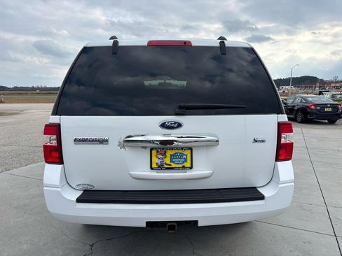 Used 2010 Ford Expedition XLT image 5