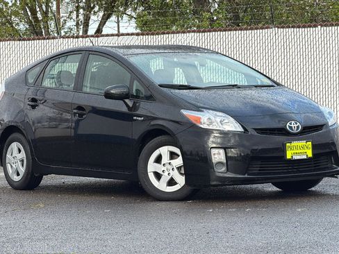 Used 2010 Toyota Prius image 2