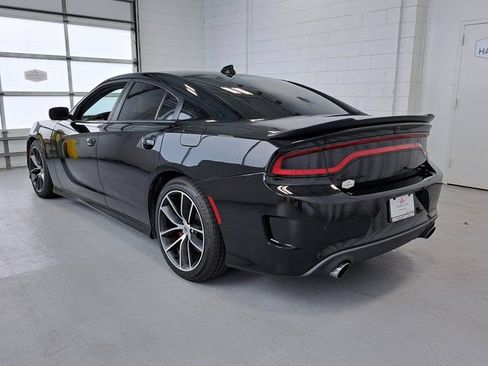 Used 2018 Dodge Charger R/T Scat Pack RWD image 6
