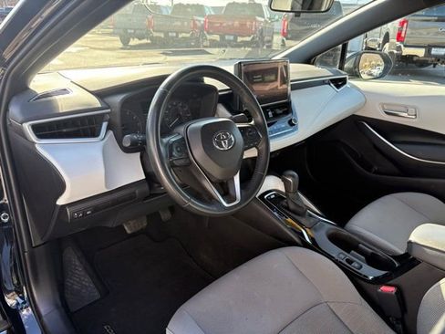 Used 2024 Toyota Corolla SE image 3