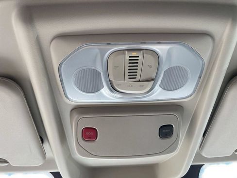 New 2026 RAM ProMaster 2500 w/ Premium Convenience Group FWD image 27