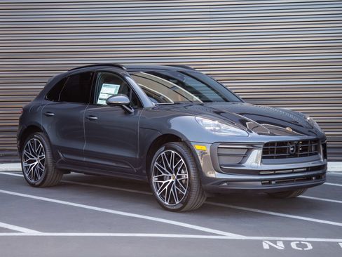 New 2026 Porsche Macan Turbo AWD/4WD image 9