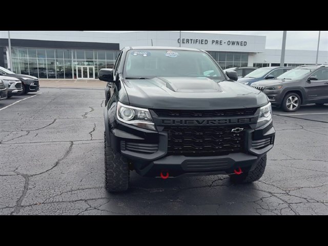Certified 2022 Chevrolet Colorado ZR2 w/ ZR2 Midnight Special Edition AWD/4WD image 3