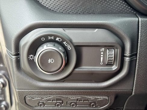 New 2026 Jeep Wrangler Unlimited Rubicon image 19