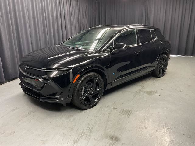 Used 2026 Chevrolet Equinox EV RS FWD image 3