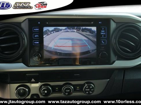 Used 2019 Toyota Tacoma SR5 AWD/4WD image 18