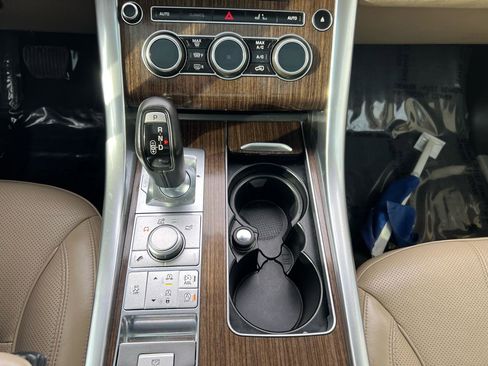 Used 2015 Land Rover Range Rover Sport HSE image 22