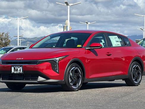 New 2026 Kia K4 EX image 16