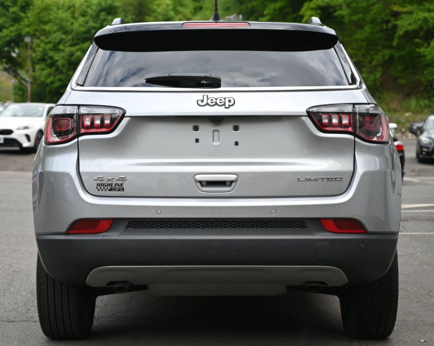 Used 2024 Jeep Compass Limited AWD/4WD image 4