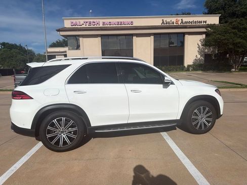 Used 2024 Mercedes-Benz GLE 350 4MATIC image 11